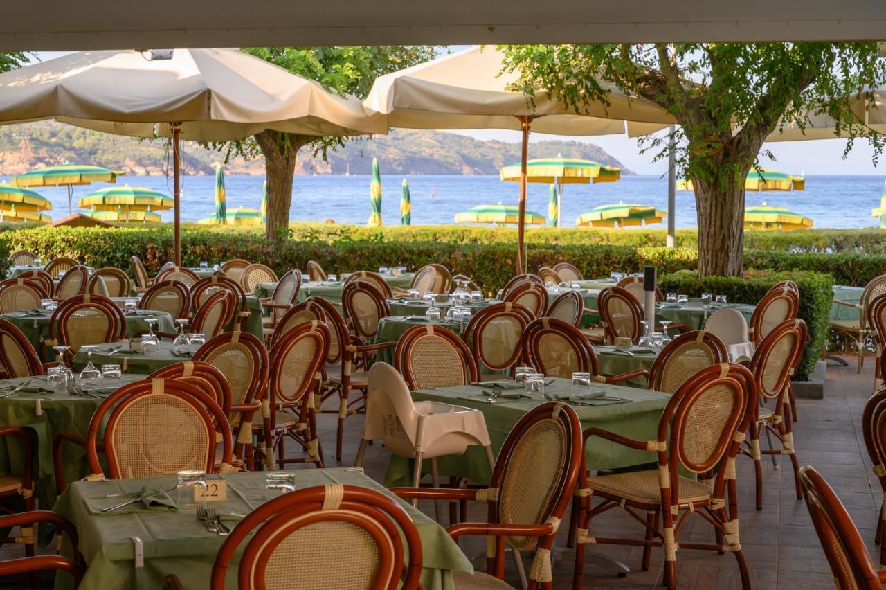 Hotel Le Acacie Каполивери Екстериор снимка