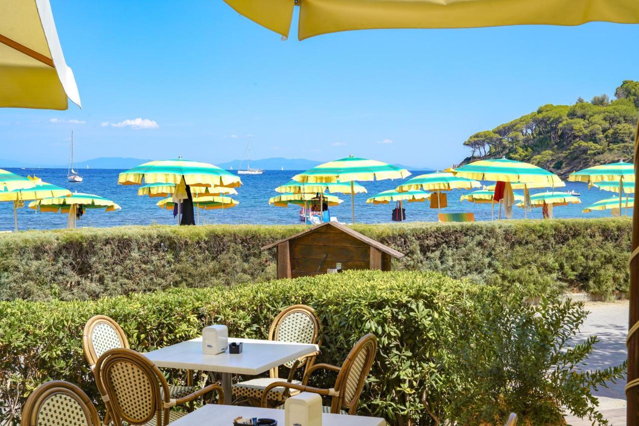 Hotel Le Acacie Каполивери Екстериор снимка